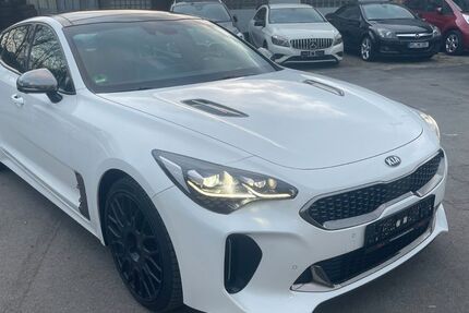 Kia Stinger 177.667 km 20.890 &euro; Castrop-Rauxel 44577