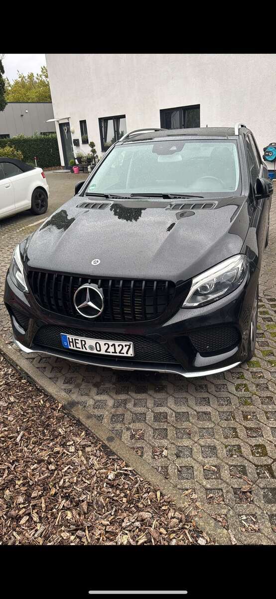 Mercedes-Benz GLE 350 184.000 km 32.990 € Witten 58452