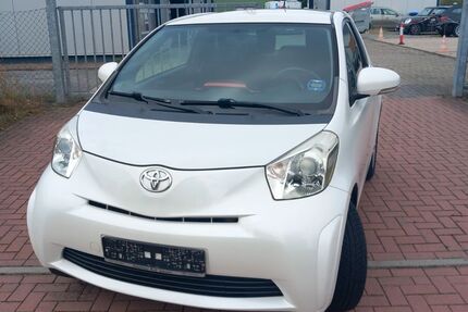 Toyota IQ 179.700 km 3.990 € Bergkamen 59192
