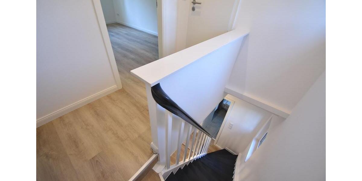 Einfamilienhaus Velbert Langenberg - 3 Zimmer, 101 m&sup2;, 1.190&euro; | Angebot:25376630