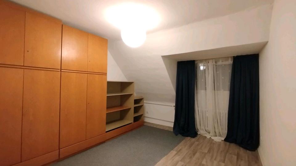 Dachgeschoßwohnung Essen Stadtbezirk III - 2 Zimmer, 44 m&sup2;, 310&euro; | Angebot:25523336