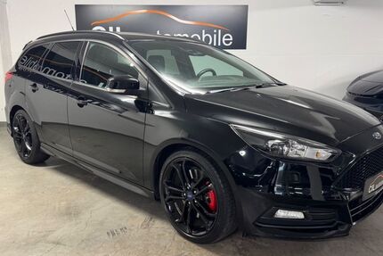 Ford Focus 53.230 km 16.990 € Bottrop 46244