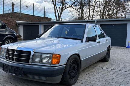 Mercedes-Benz 190 362.750 km 2.000 &euro; Gelsenkirchen 45884