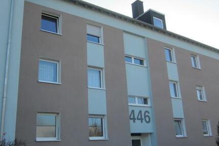 Geräumige 3-Zimmer-Wohnung mit NEUEM, modernem Badezimmer für 3 Personen Haushalt und WBS 3 zimmer