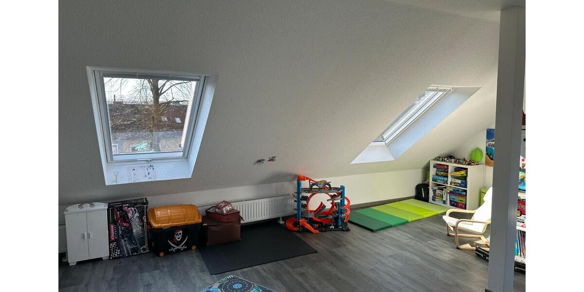 DHH im Grünen mit viel Platz für Familien - Dach komplett neu 6.5 zimmer