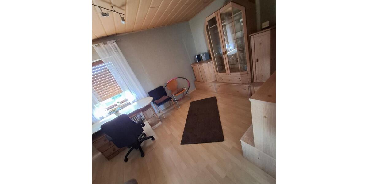 Dachgeschoßwohnung Witten Annen - 3.5 Zimmer, 82 m&sup2;, 129.000&euro; | Angebot:27000619