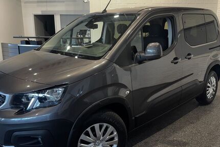 Peugeot Rifter 30.000 km 22.490 &euro; Marl/Recklinghausen 45770
