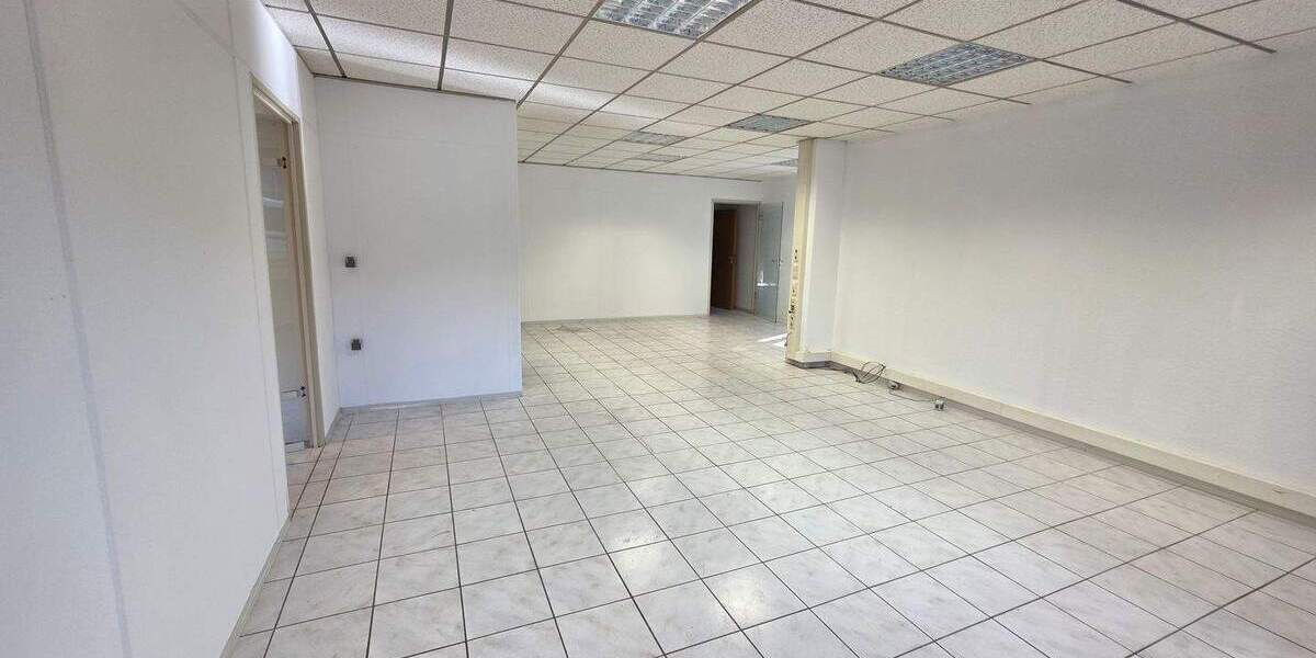 Gewerbeobjekt Velbert Mitte - 7 Zimmer, 210 m&sup2;, 1.600&euro; | Angebot:25246716