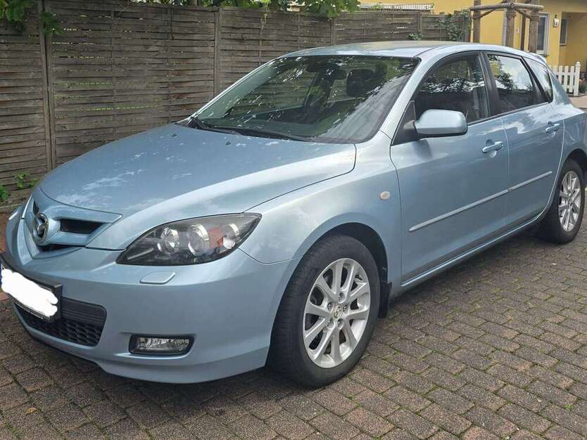Mazda 3 159.877 km 2.749 € Essen 45329