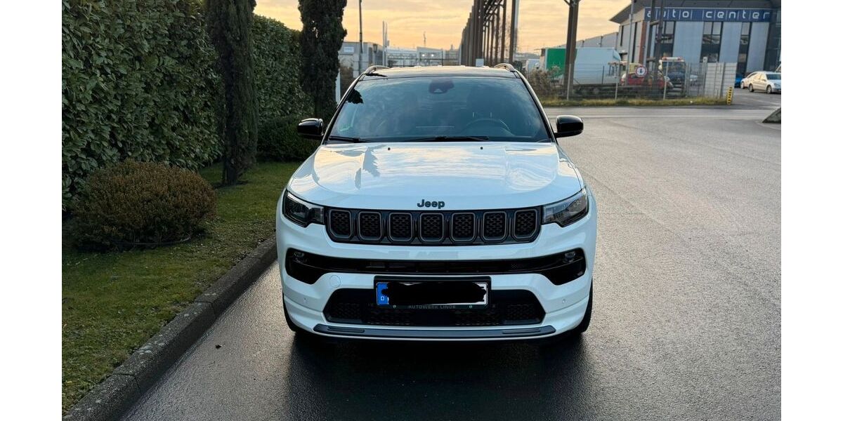 Jeep Compass 32.200 km 24.499 &euro; Bochum 44805