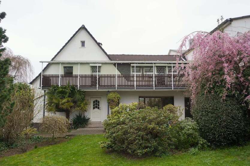 Haus zum Kaufen in Remscheid 369.000 € 172 m²