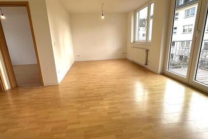 Sonnige Wohnung mit offener Küche und Balkon Nähe Westpark (Frisch gestrichen) 2 zimmer
