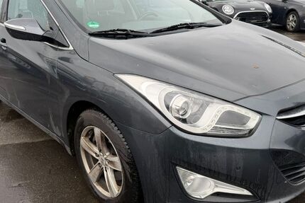 Hyundai i40 202.219 km 4.000 &euro; wuppertal 42285