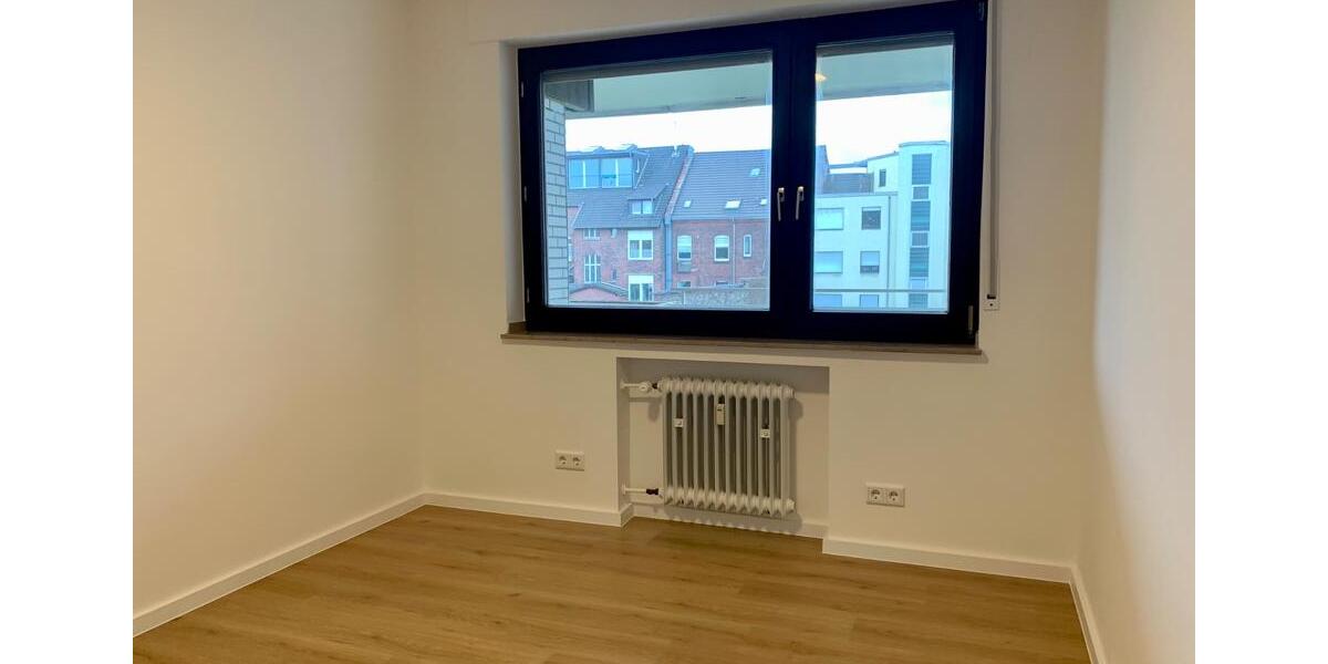 TRAUMHAFT SCHÖN! Sanierte 3-Zimmer Wohnung mit Balkon 3 zimmer