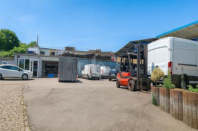 WERKSTATT, WOHNEN UND PARKPLATZ - Haus Bochum Bochum-Mitte | Angebot:25150213