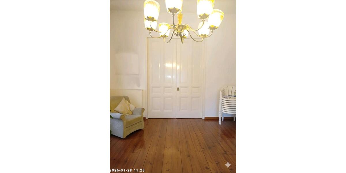 Charmanter Altbau – Modernisierter Bezug 2 zimmer