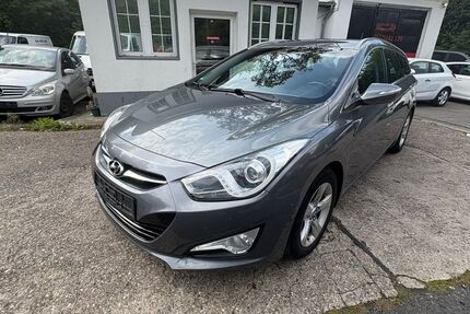 Hyundai i40 142.000 km 7.990 € Wuppertal 42329