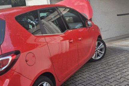 Opel Meriva 164.000 km 3.900 € Castrop-Rauxel 44579