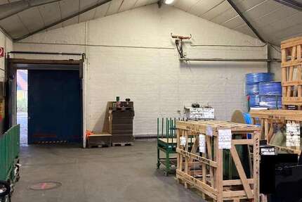 Halle in Norderstedt 924 € 154 m²