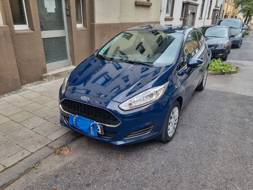 Ford Fiesta 95.000 km 4.999 € Remscheid 42857