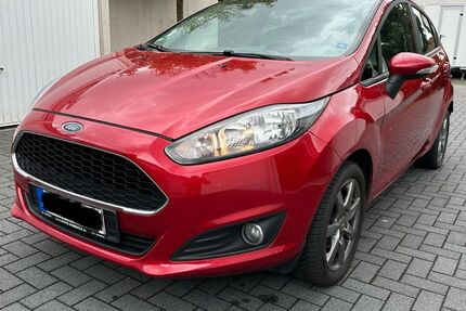 Ford Fiesta 140.160 km 3.499 &euro; Bochum 44809