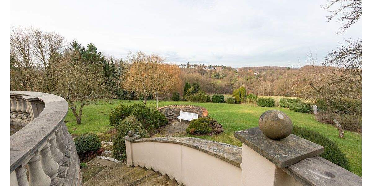 Etagenwohnung Herdecke - 4 Zimmer, 175 m&sup2;, 3.000&euro; | Angebot:24710745