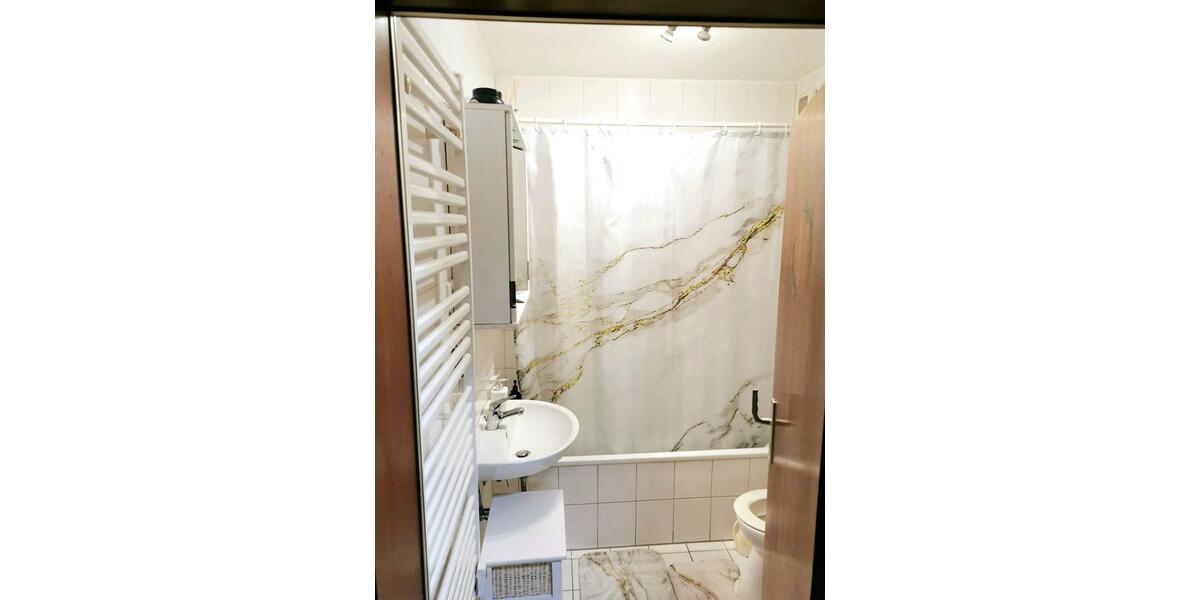 Provisionsfreie 3,5-Z.-Whg mit Loggia, Garage & Gem.-garten 3.5 zimmer