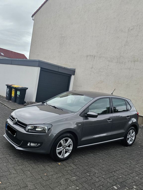 VW Polo 132.000 km 6.750 € Wuppertal 42107