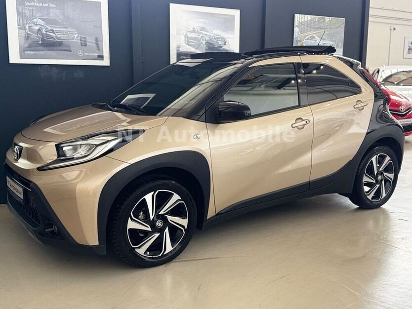 Aygo (X)