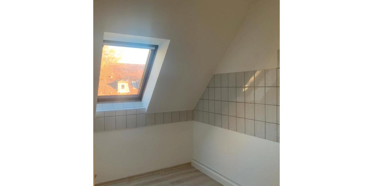Dachgeschoßwohnung Herne Wanne - 2 Zimmer, 65 m&sup2;, 399&euro; | Angebot:25784507