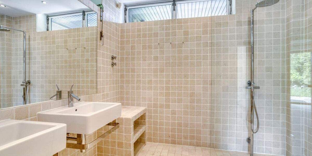 Einfamilienhaus Mülheim an der Ruhr Saarn/Mintard - 5 Zimmer, 250 m&sup2;, 1.345.000&euro; | Angebot:25683310