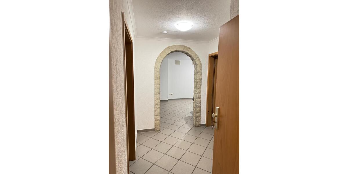 Dachgeschoßwohnung Oberhausen - 3.5 Zimmer, 60 m&sup2;, 720&euro; | Angebot:25988634