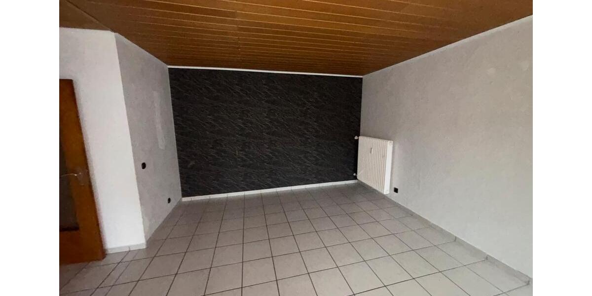 Etagenwohnung Gelsenkirchen Gelsenkirchen-Nord - 4 Zimmer, 97 m&sup2;, 1.100&euro; | Angebot:25790824