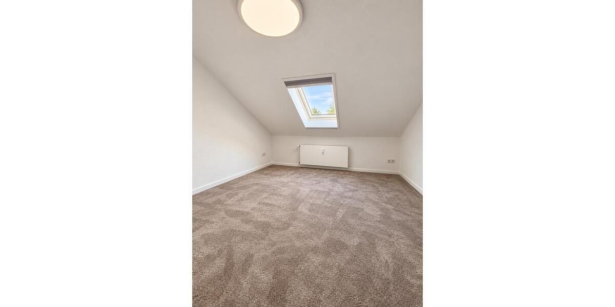 Dachgeschoßwohnung Hagen Hagen-Mitte - 3 Zimmer, 36 m&sup2;, 450&euro; | Angebot:27571271