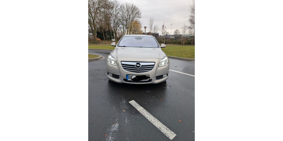 Opel Insignia 136.000 km 5.399 &euro; Gelsenkirchen 45889