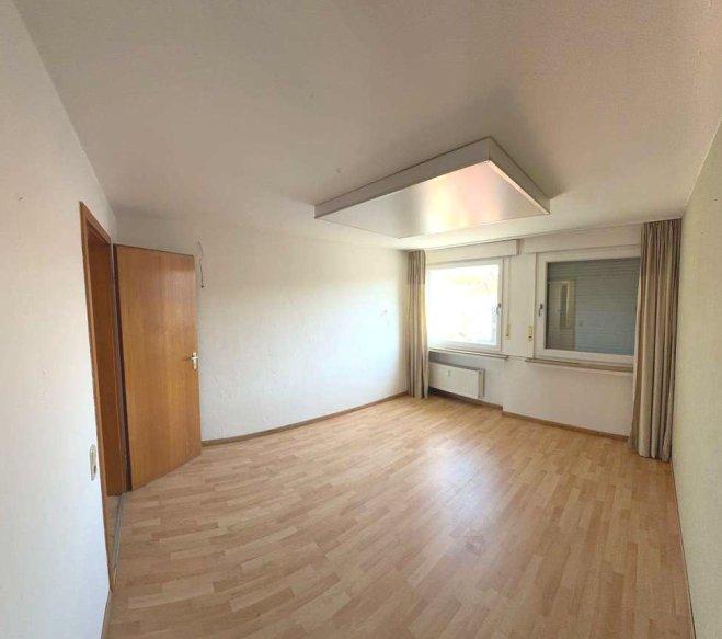 Dachgeschoßwohnung Dortmund Brackel - 3.5 Zimmer, 79 m&sup2;, 750&euro; | Angebot:27598021