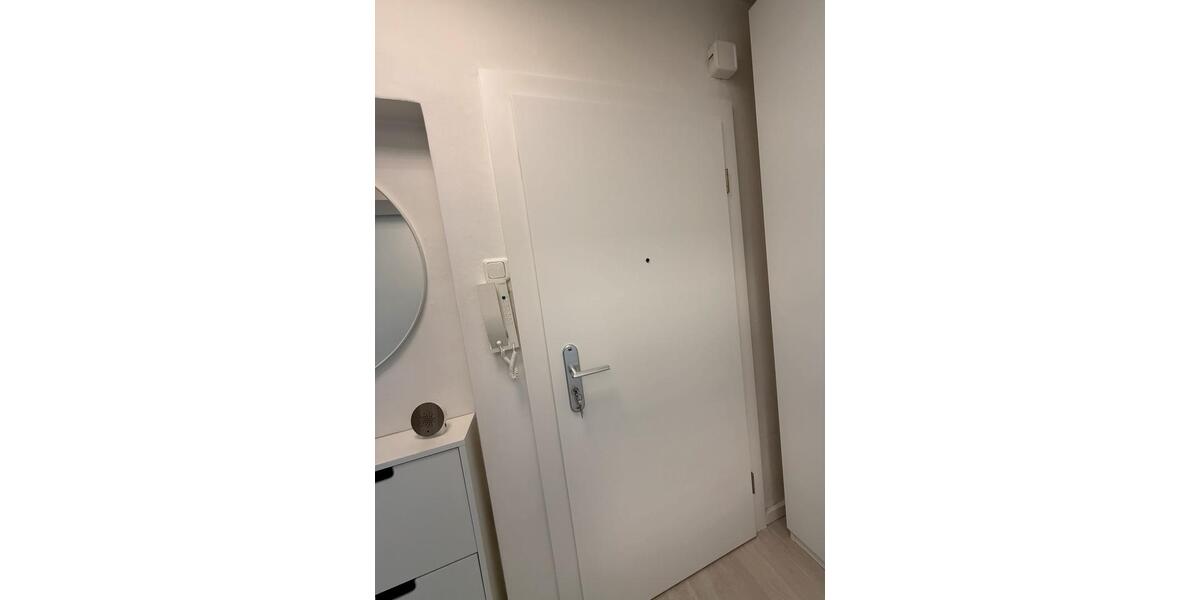 Modernisierte 3-Zimmer-Wohnung mit 2 Gartenflächen & hwt. Aust. 3 zimmer