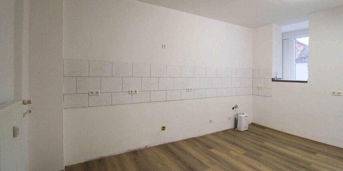 Etagenwohnung Essen Steele - 4 Zimmer, 102 m&sup2;, 135.000&euro; | Angebot:25780383