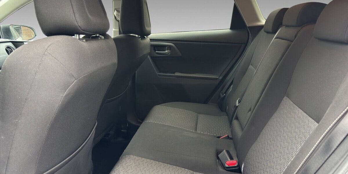 Toyota Auris Touring Sports Edition Klima Navi Kamera 132.068 km 8.800 &euro; Wuppertal 42327