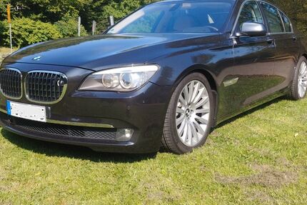 BMW 740 149.053 km 14.900 &euro; Bochum 44799