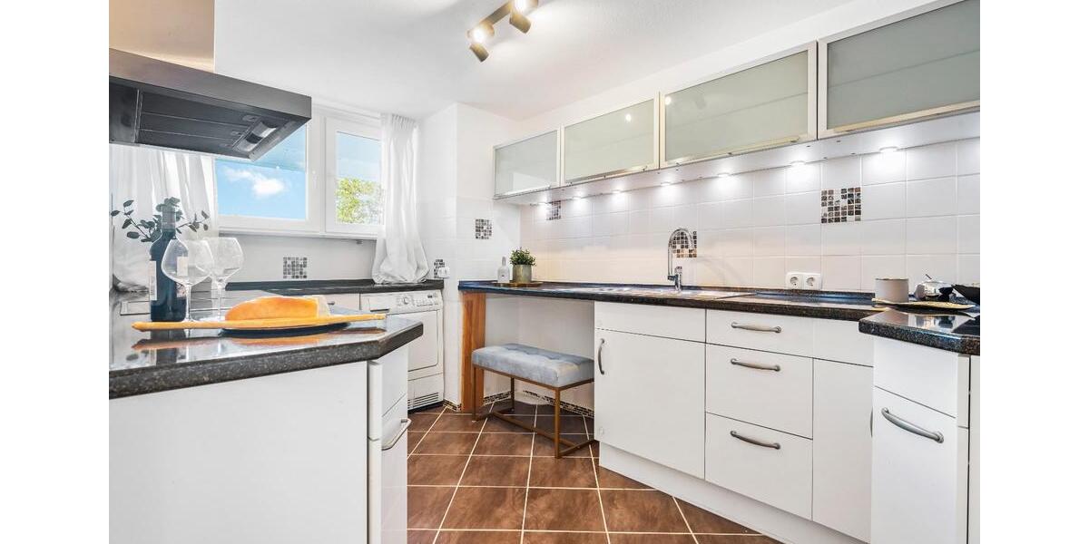 Etagenwohnung Bochum Querenburg - 2 Zimmer, 74 m&sup2;, 200.000&euro; | Angebot:27003173