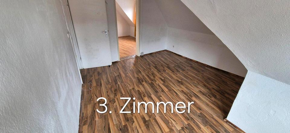 Dachgeschoßwohnung Bochum Günnigfeld - 5 Zimmer, 100 m&sup2;, 781&euro; | Angebot:27547932