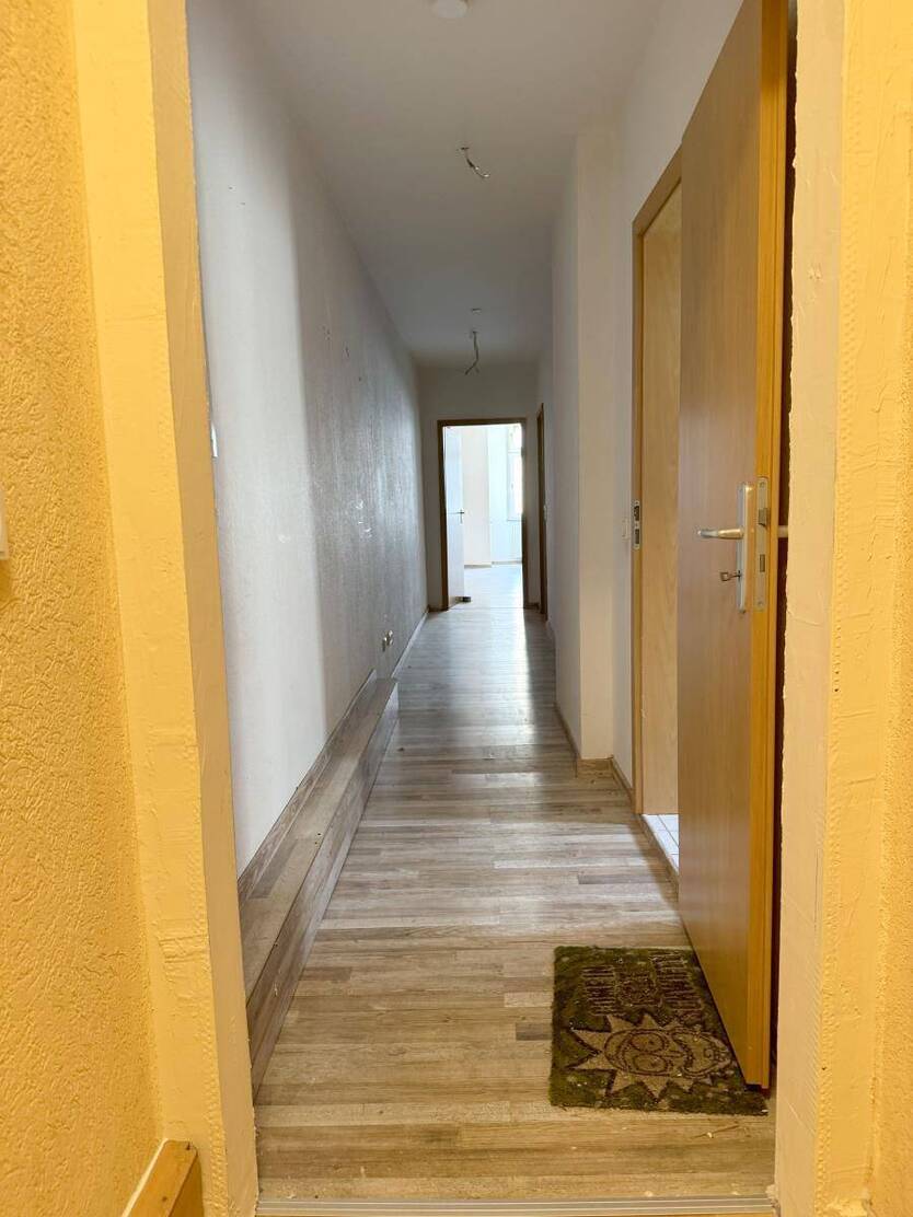 Großzügige 5-Zimmer-Wohnung mit 2 Bädern und Balkon - Ab sofort! 5 zimmer