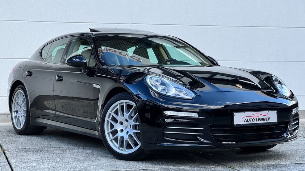 Porsche Panamera 98.000 km 34.900 € Hagen 58119
