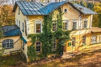 Haus zum Kaufen in Starnberg 3.900.000 € 440 m²