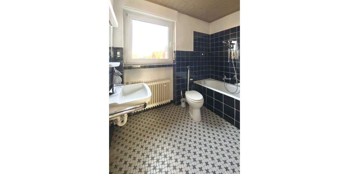 GENIESSEN SIE ZENTRALITÄT UND EIN GROSSZÜGIGES WOHNEN! 5 zimmer