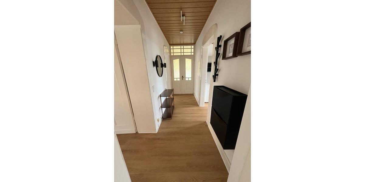 Helle Altbauwohnung mit Charme + Smart-Home-Komfort 2 zimmer