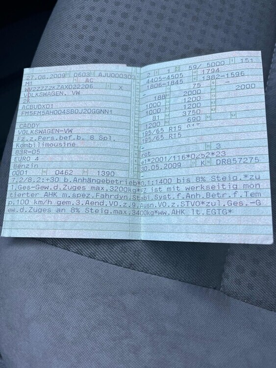 VW Caddy 192.000 km 4.000 € Essen 45121