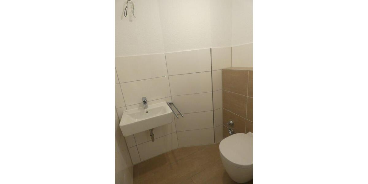 Dachgeschoßwohnung Essen Stadtbezirk II - 3 Zimmer, 81 m&sup2;, 955&euro; | Angebot:25720444