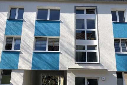 Bald verfügbar: Erdgeschosswohnung mit Balkon und Stellplatz in Bochum City 3 zimmer